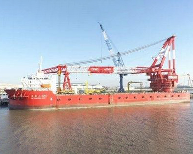 2021年建造 江苏龙圣 4000t起重船